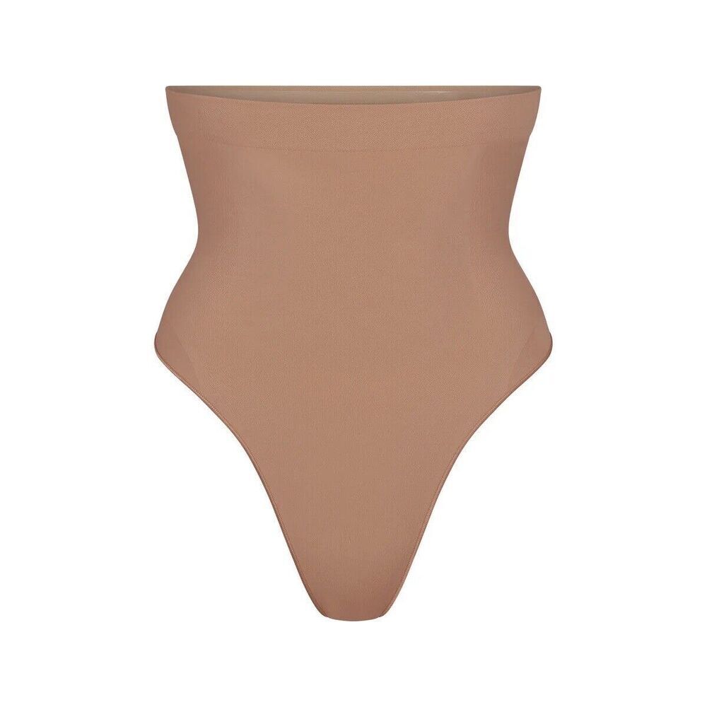 SKIMS seamless Sculpt High Waisted Thong Size 4X/5X Thong NEW